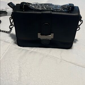 Elegant Black Leather Shoulder Bag